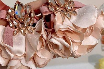Rose petal
