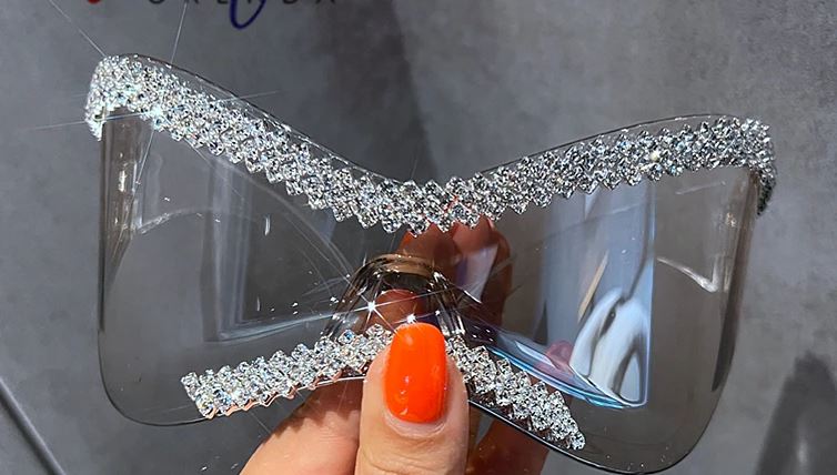 STANDOUT SHADES